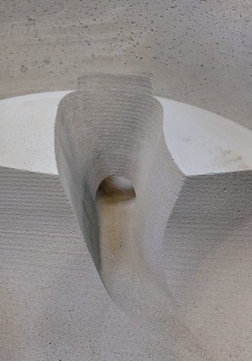 Machines and production equipment for pipes, manholes and precast concrete elements.